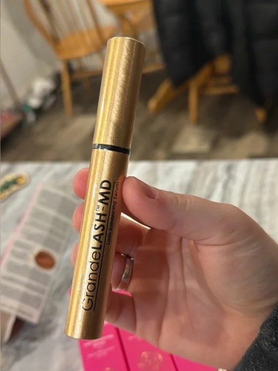 GrandeLASH-MD Lash Enhancing Serum – Pink (Clear Serum) - Picture 5 of 5